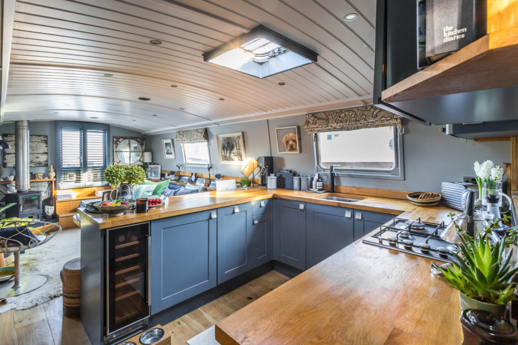 houseboats interiors