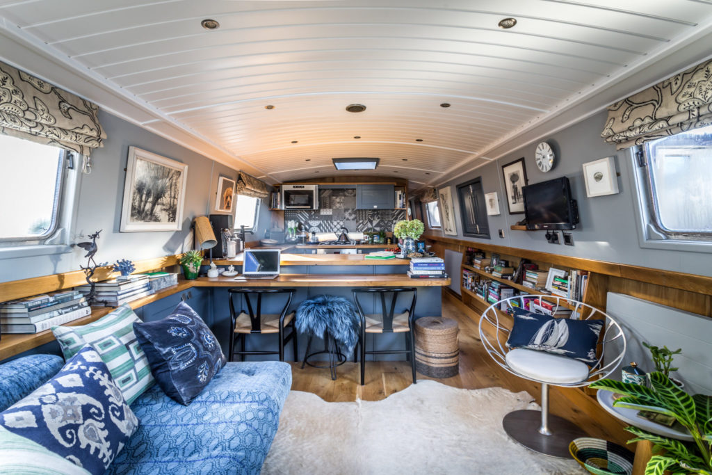 Houseboat Interior Design DecorBuddi