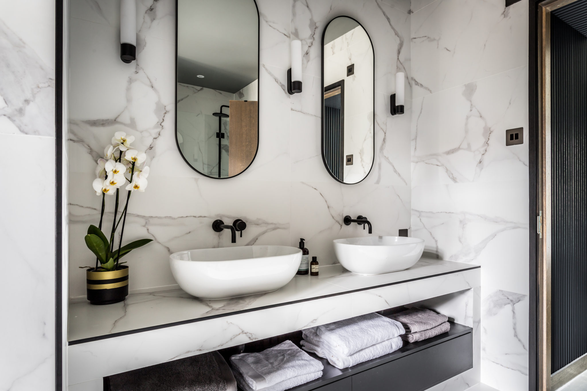 Grey marble bathroom in Fitzrovia interior design project